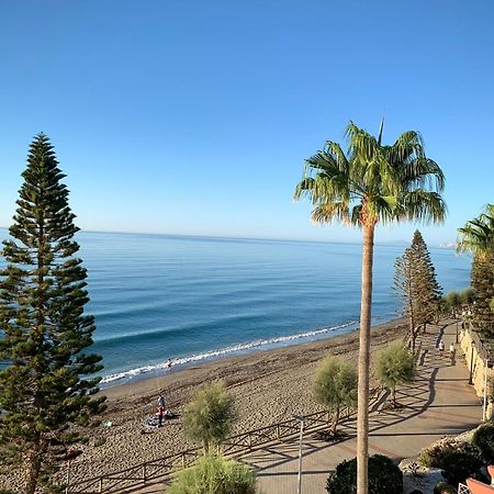 Penthouse On The Beachfront Estepona Exterior photo