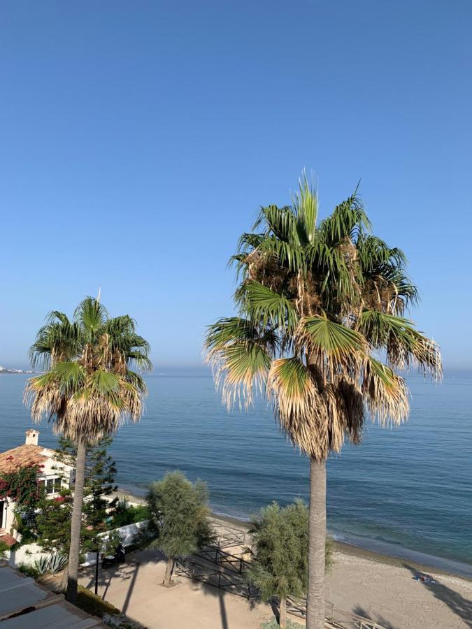 Penthouse On The Beachfront Estepona Exterior photo